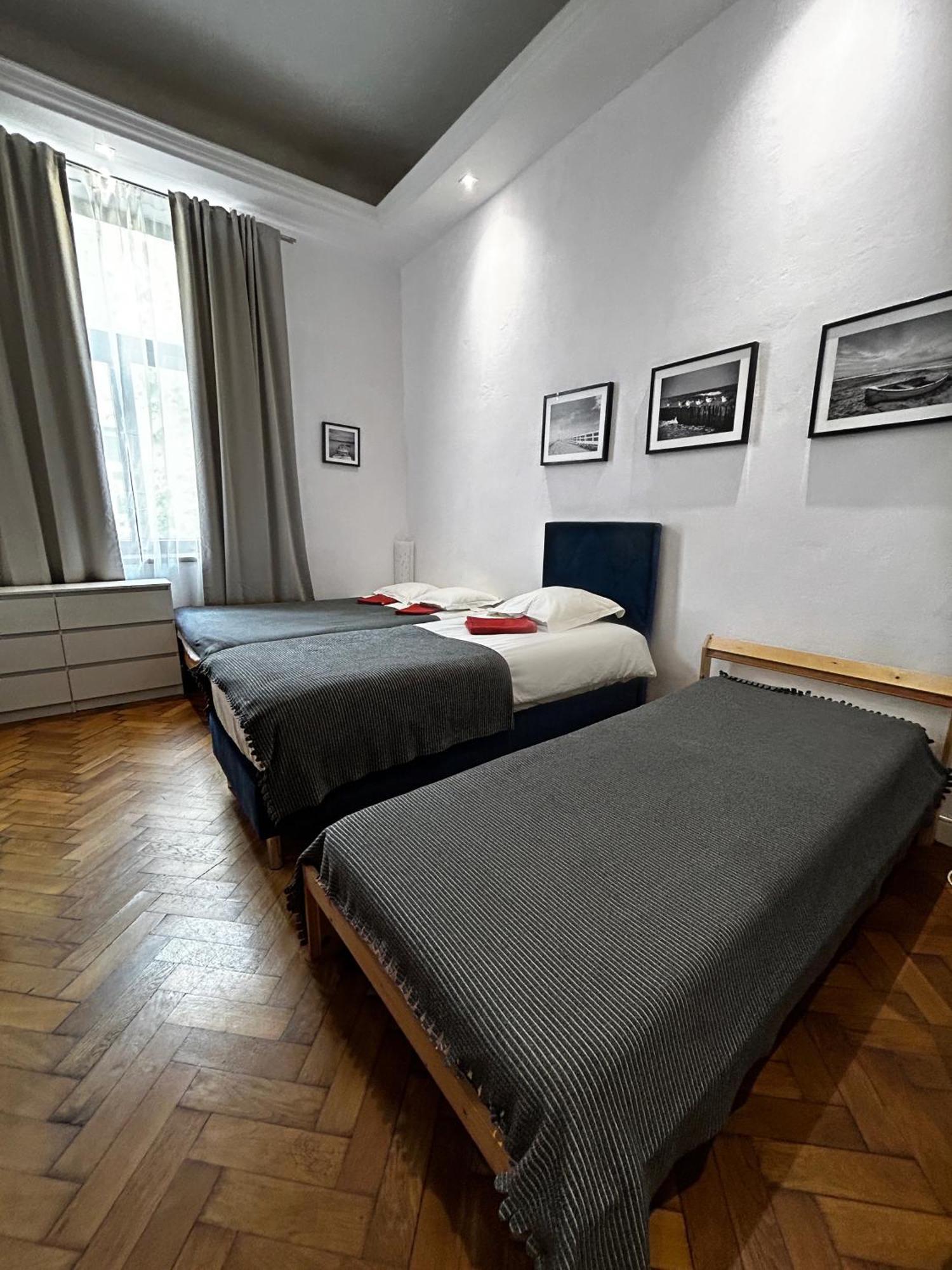 Harmony Aparthotel Krakow Exterior photo